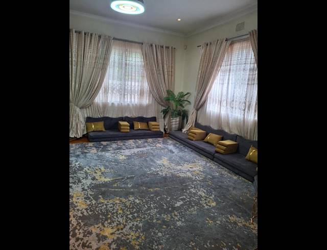 3 BEDROOM PROPERTY TO RENT IN GREENSIDE